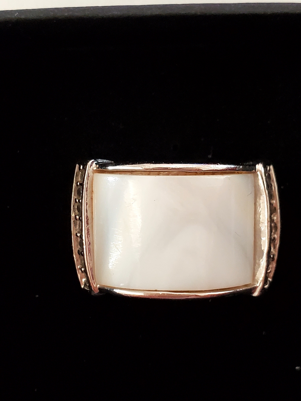 Lia Sophia Harbor Cocktail Mother of Pearl & Crystal Ring SZ 10 Retired 2014 New - Picture 4 of 9